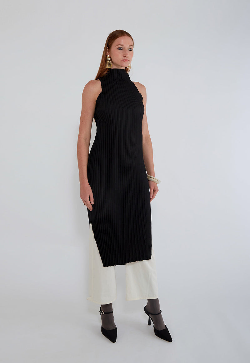 Wave Pleat Dress Black Poplin