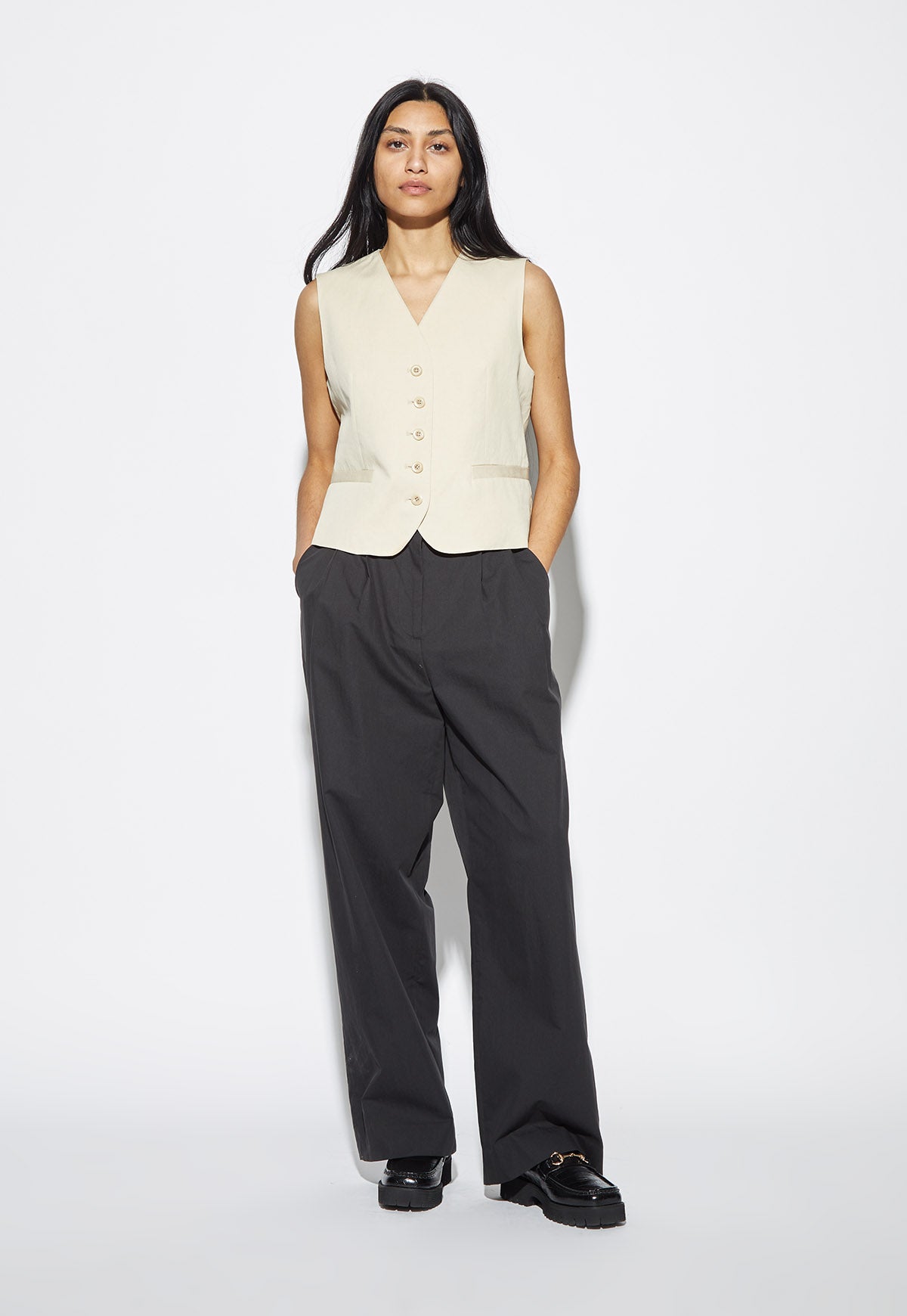 Cotton-Linen Vest Beige – NOIS NEW YORK