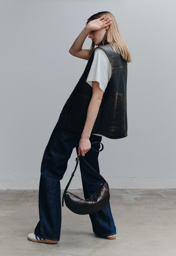 Mischa Crescent Bag Black