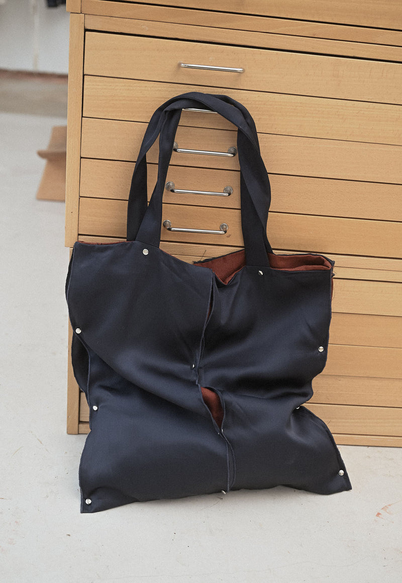 Clavo bag Blue Black Satin