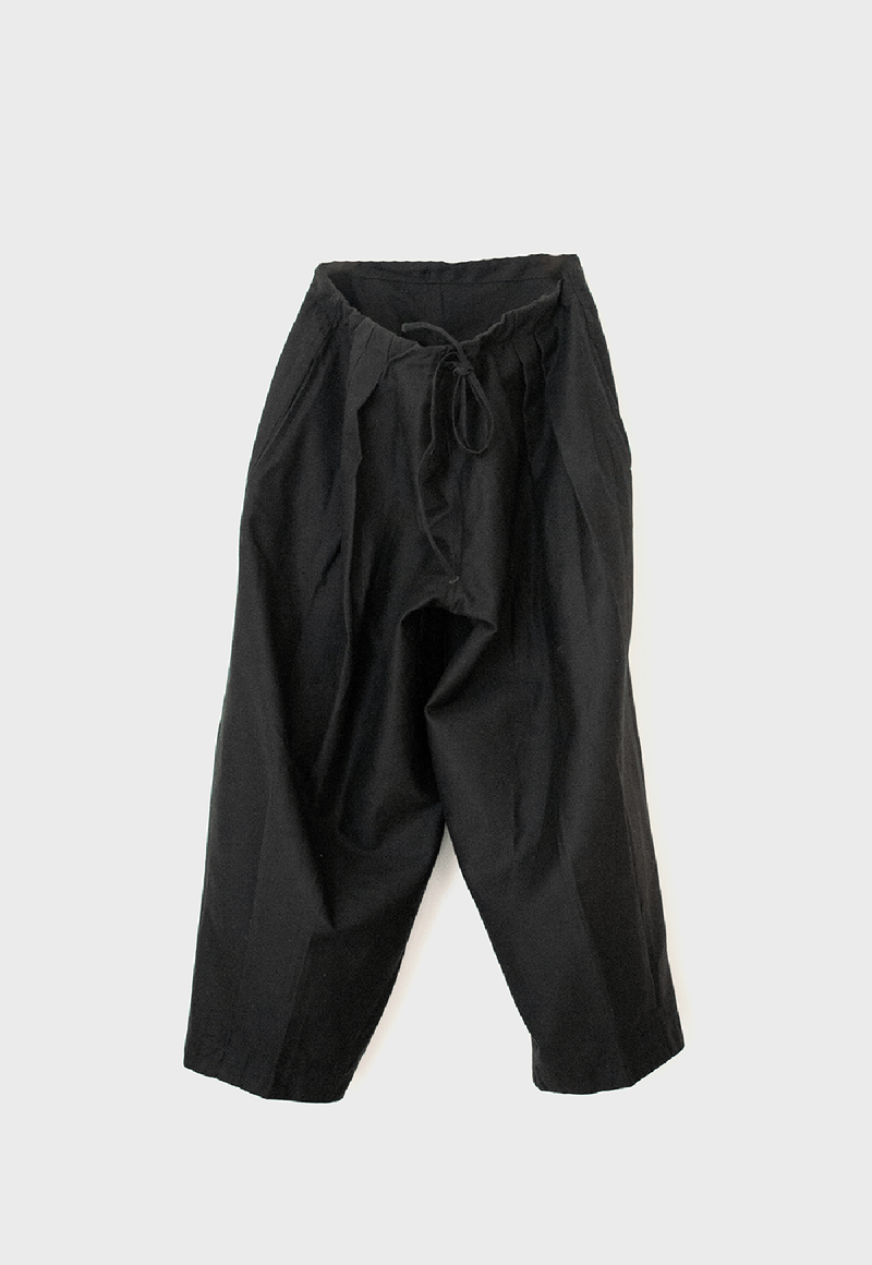 Puffy Pleated Pants Black