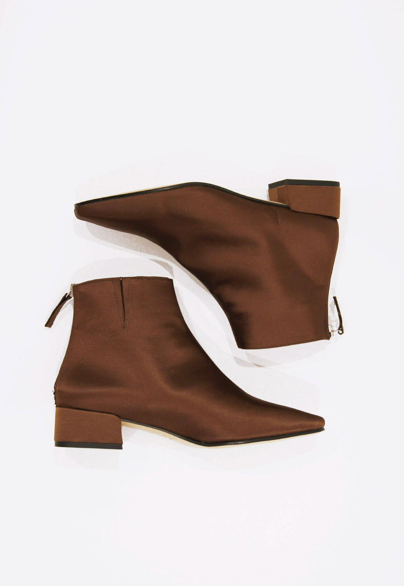 Robbie Ankle Boots Coffee, shoes, About Arianne, - nois