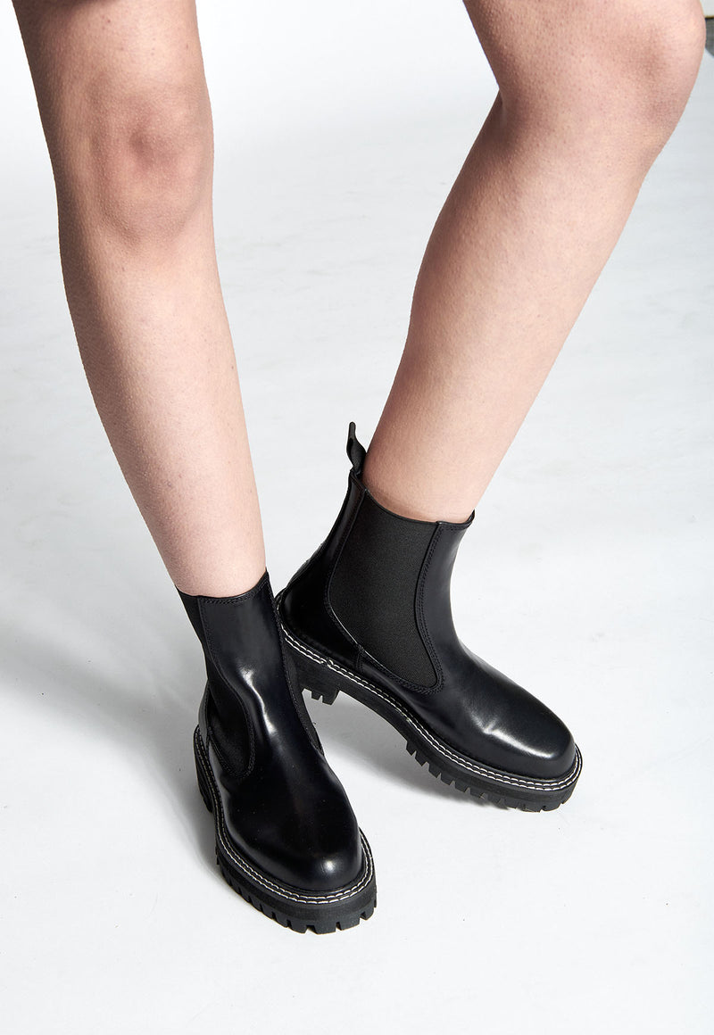 North Chelsea Boots