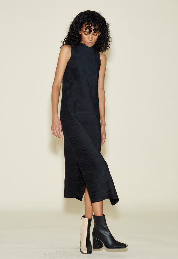 Wave Pleat Dress Black Poplin