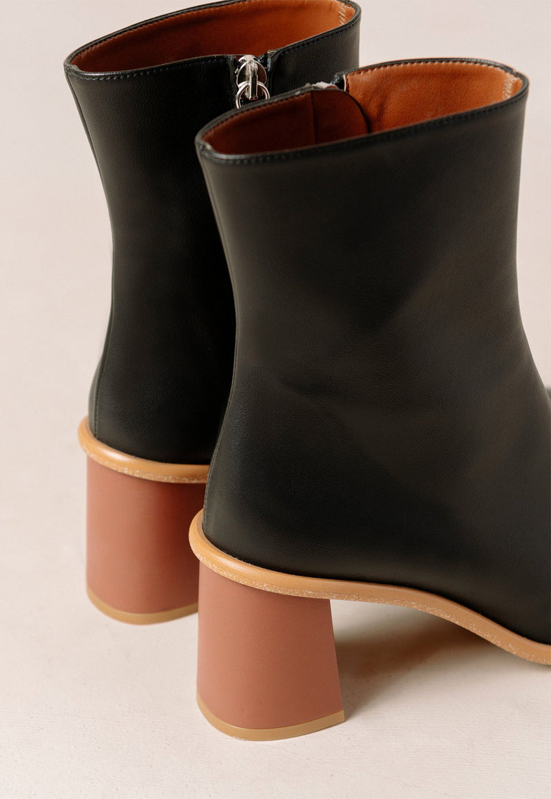 West Cape Corn Leather Boots Black