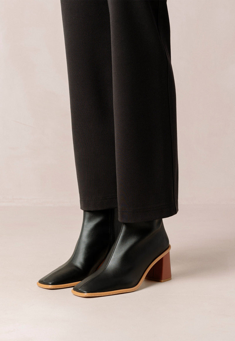 South Corn - Black and Beige Vegan Leather Boots